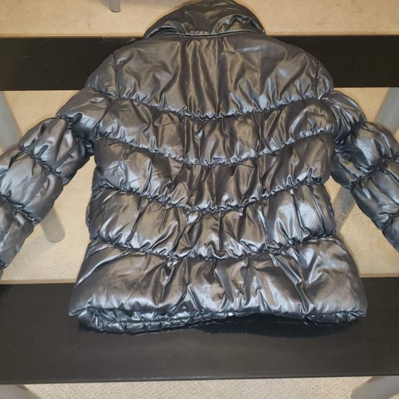 Coat - Picture 2 of 3